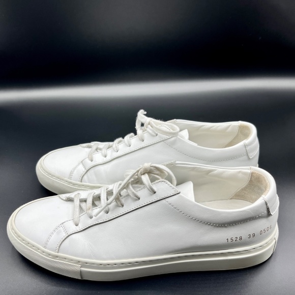 COMMON PROJECTS Original Leather Achilles Low in White main image 8